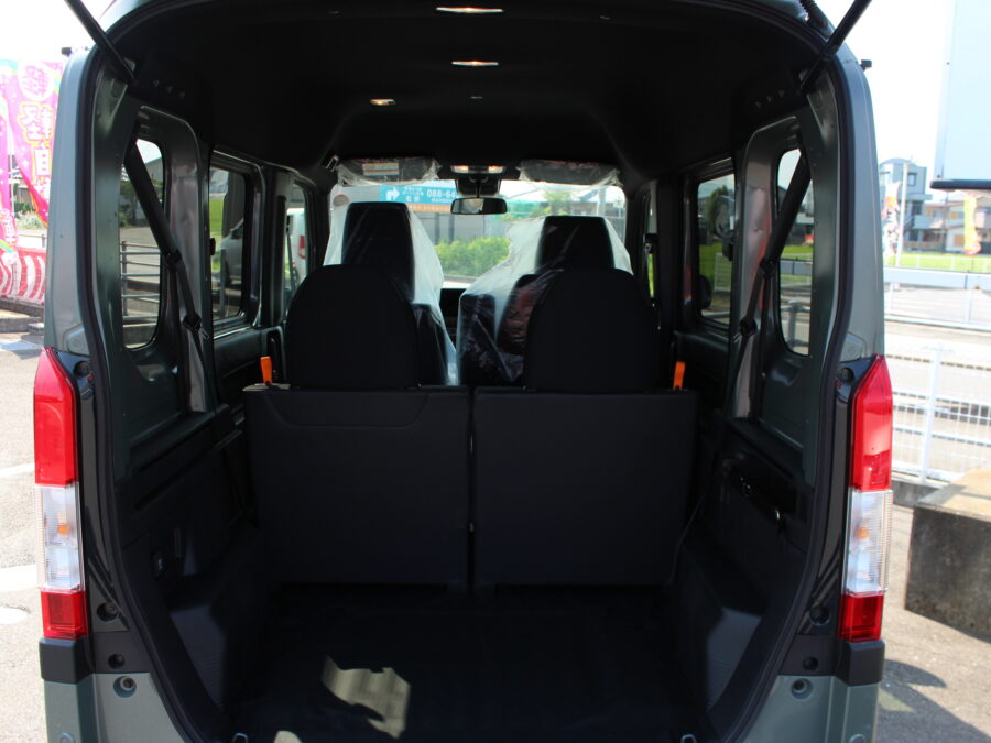 N-VAN