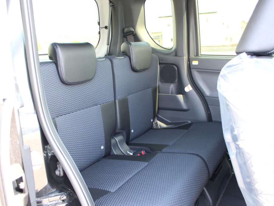 タントカスタム　RS 　純正ナビ付き
