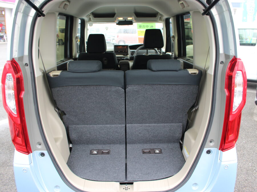 ホンダ　NBOX