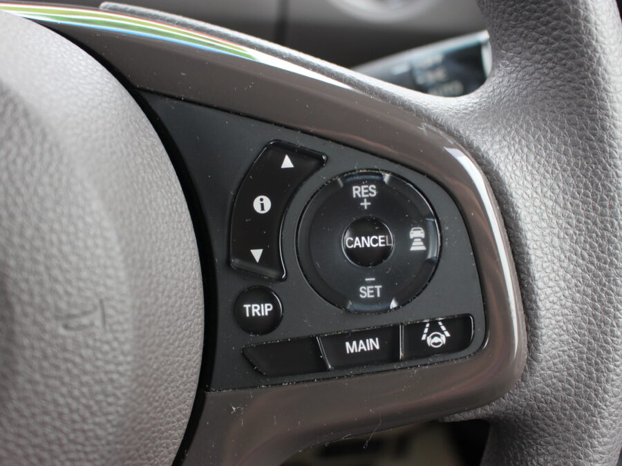 ホンダ　NBOX