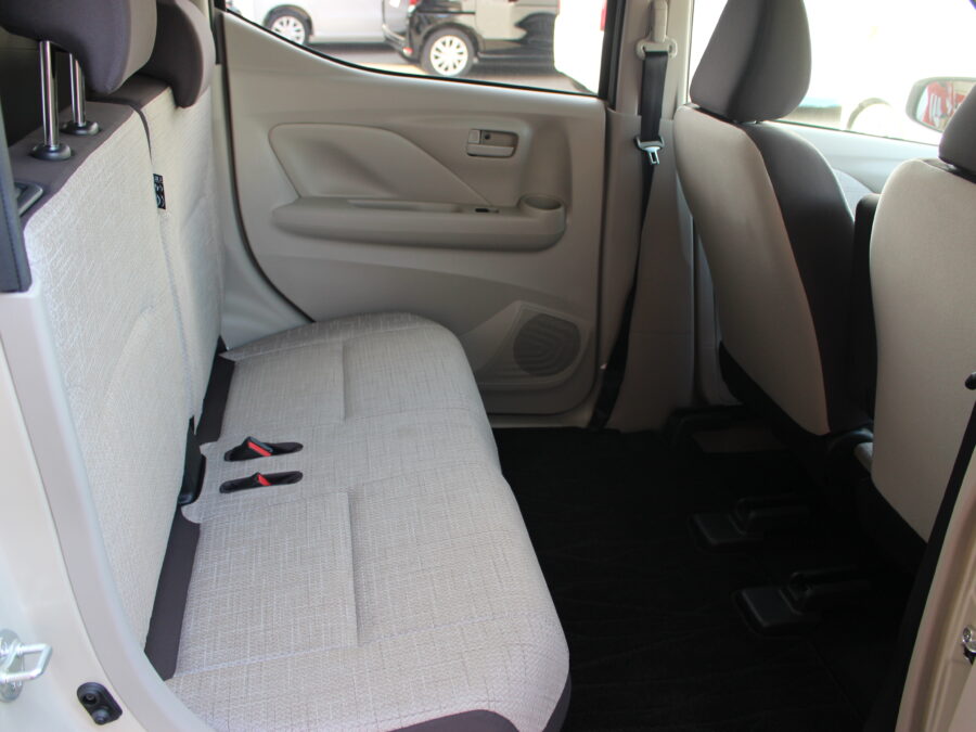 ﾐﾂﾋﾞｼ　ekﾜｺﾞﾝ　M