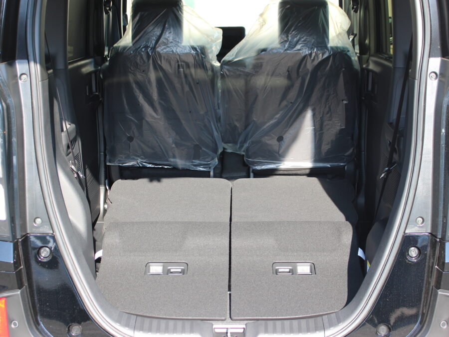 ホンダ　NBOXカスタム