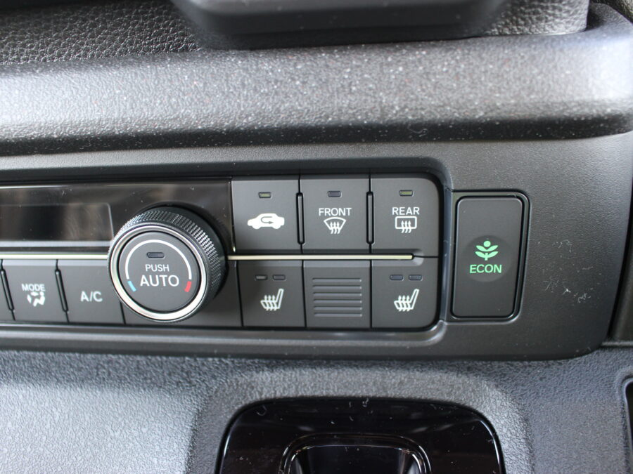 ホンダ　NBOXカスタム