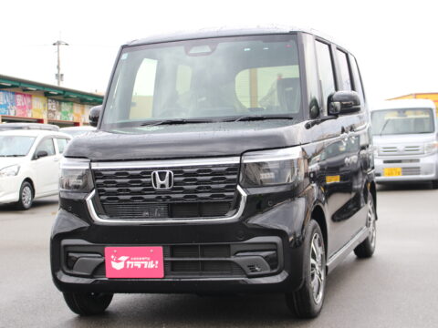 N-BOXカスタム　ベースグレード