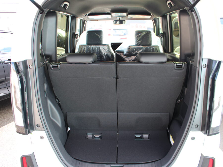 N-BOXカスタム　ターボ