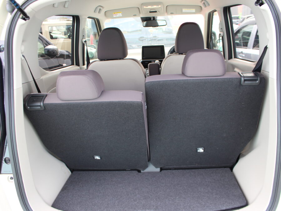 EKワゴン　M　ナビ付