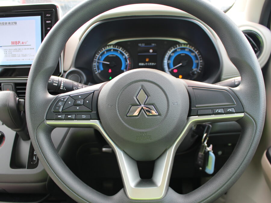 EKワゴン　M　ナビ付