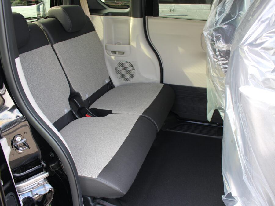 N-BOX　ベースグレード