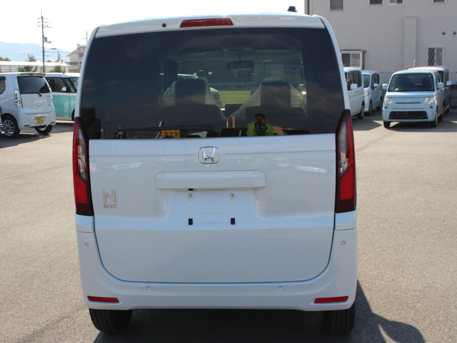 NBOX　ベースグレード