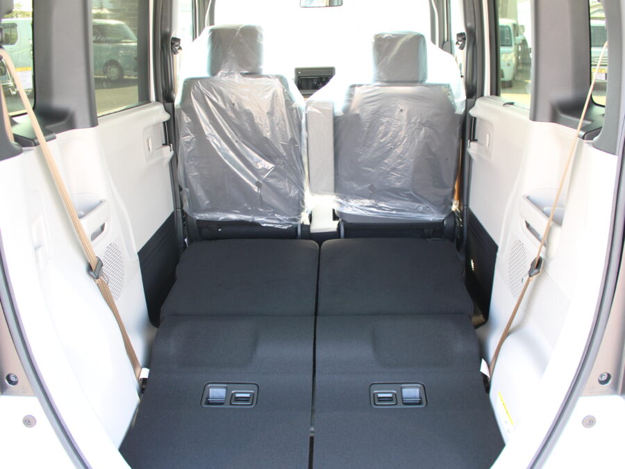 NBOX　ベースグレード