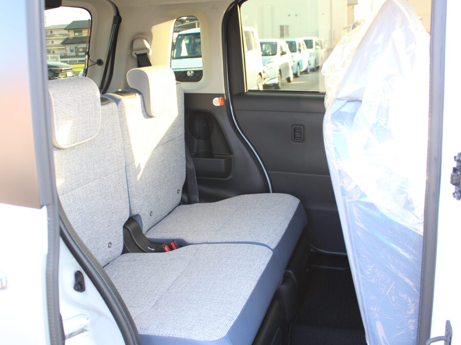 ムーブキャンバス　9インチディスプレイ付き