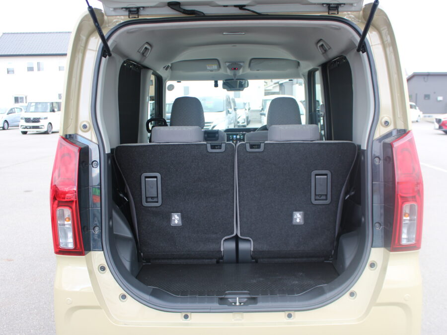 タント　X　ディスプレイオーディオ付