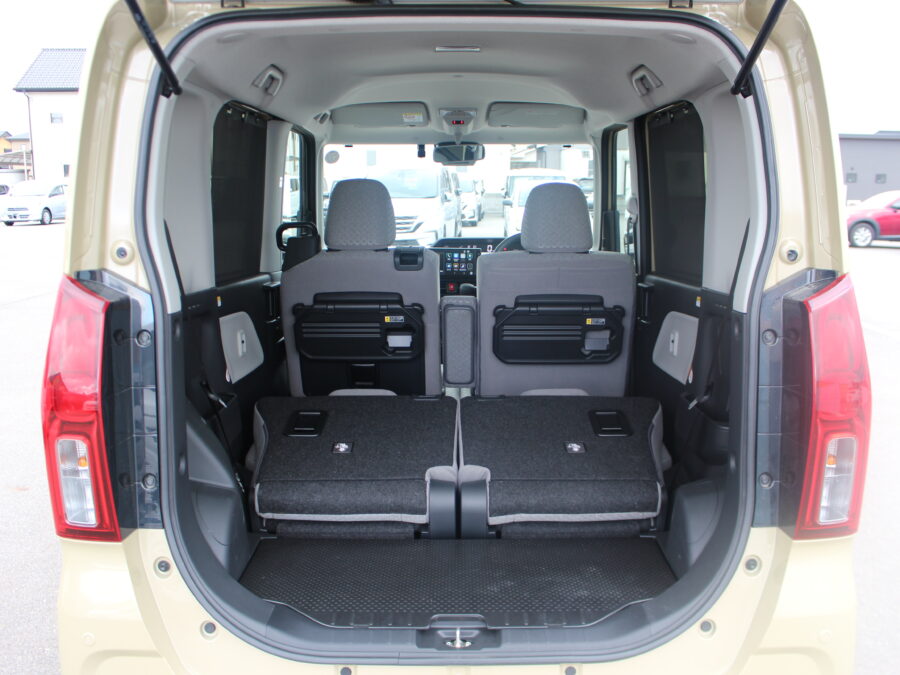 タント　X　ディスプレイオーディオ付