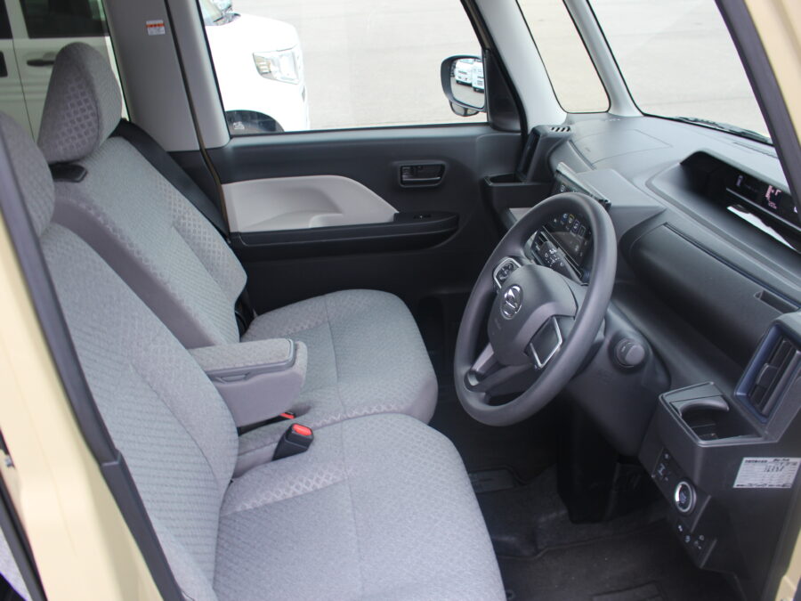 タント　X　ディスプレイオーディオ付