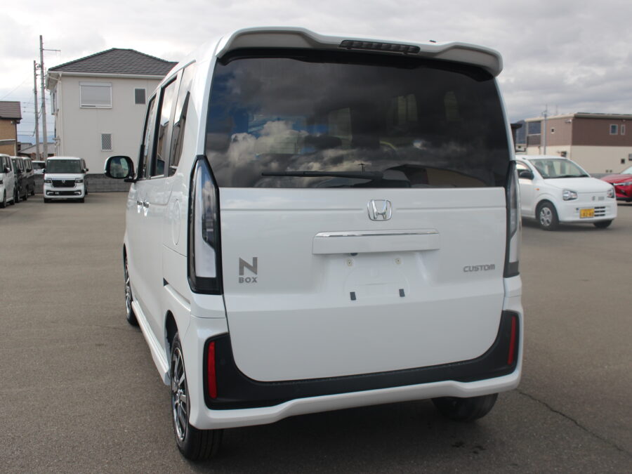 NBOX カスタム ベースグレード