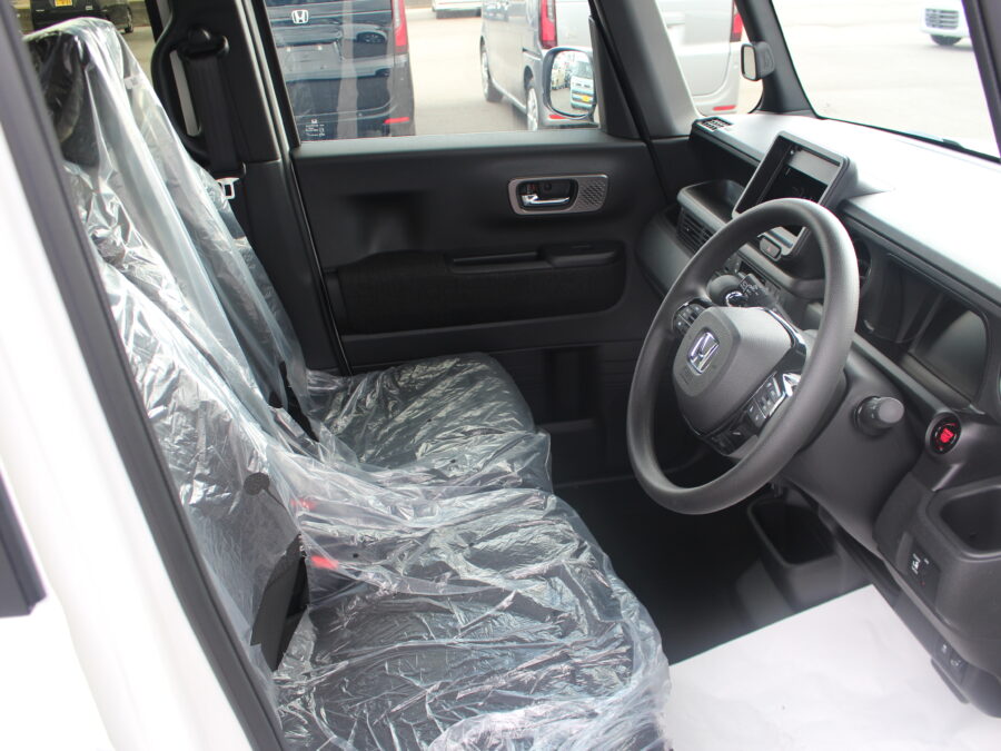 NBOX カスタム ベースグレード