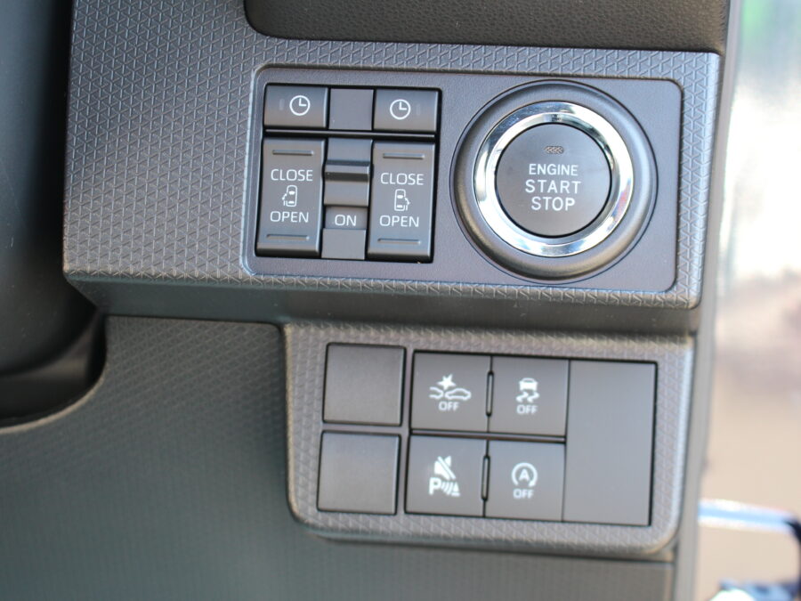 タントカスタム　RS