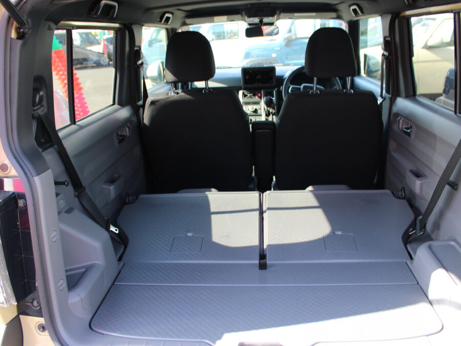 タフト　Gクロムベンチャー　パノラマビューカメラ付