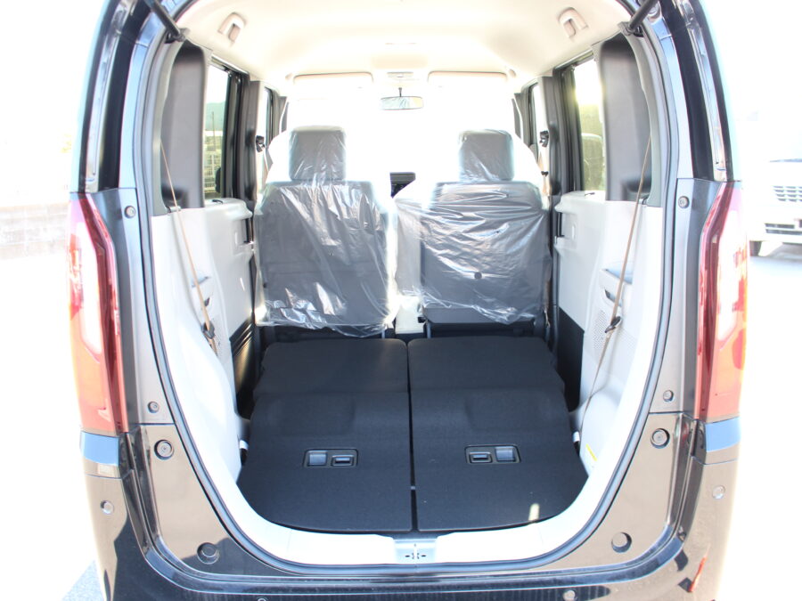 NBOX　ベースグレード