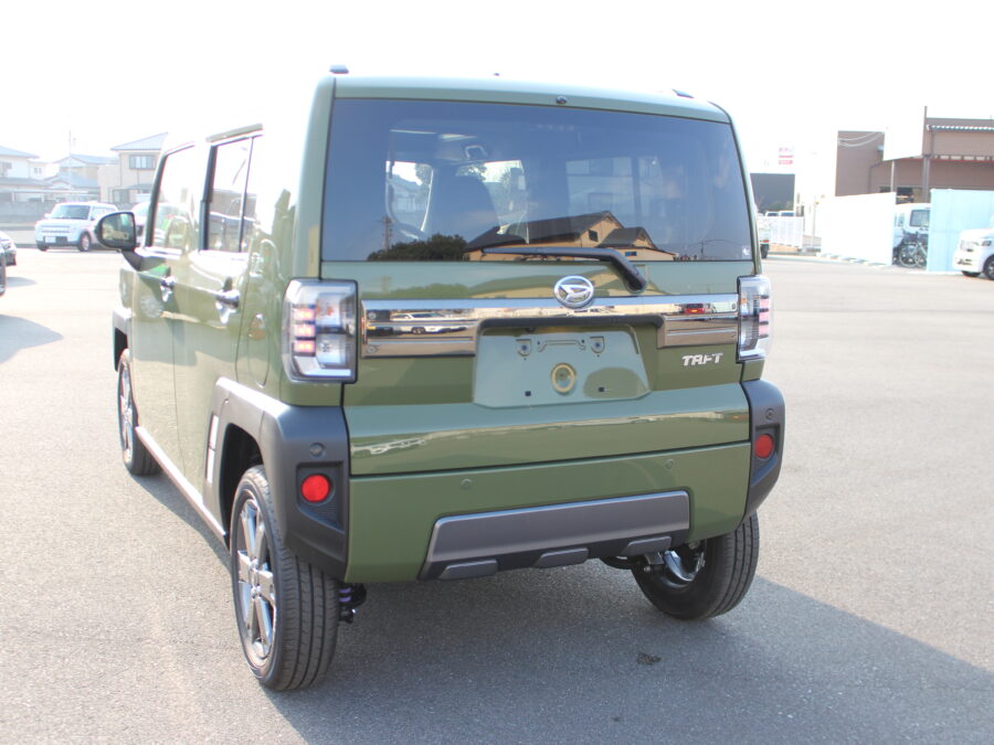 タフト Gターボ ダーククロムベンチャー