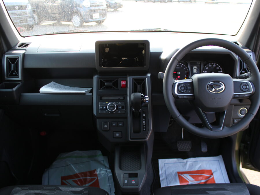 タフト Gターボ ダーククロムベンチャー