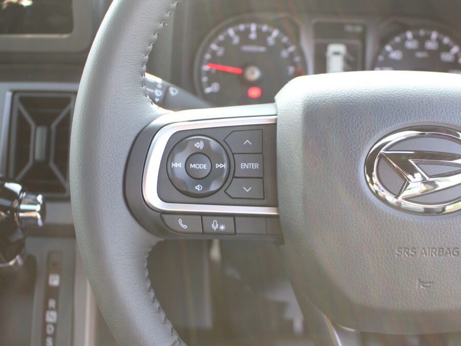 タフト Gターボ ダーククロムベンチャー