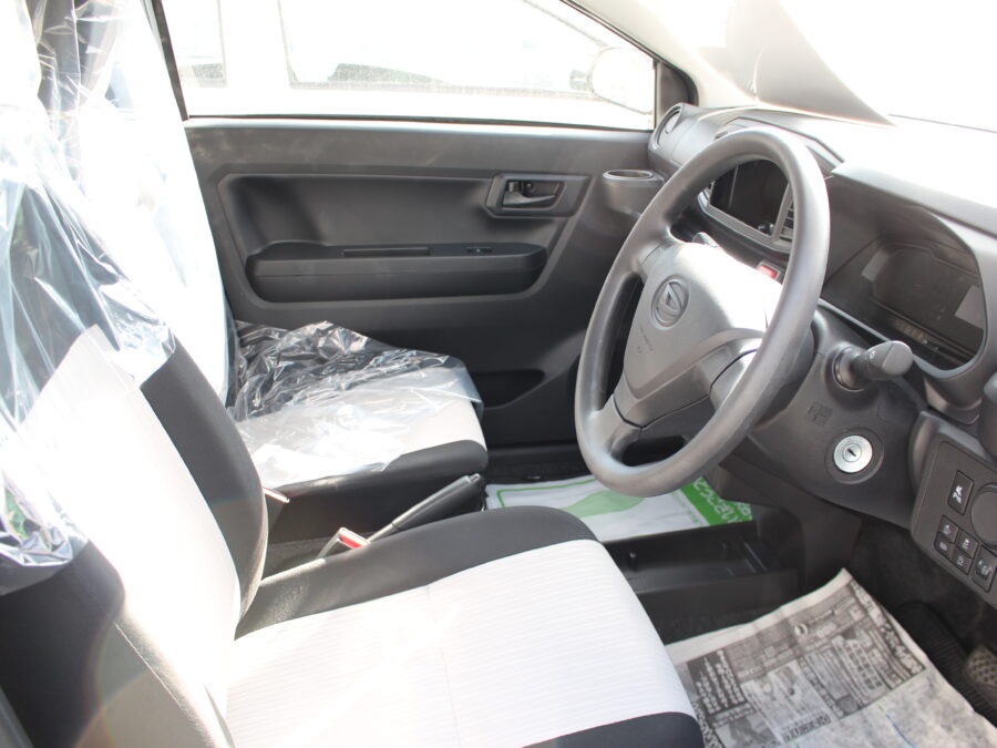 ミライース　L　SA3