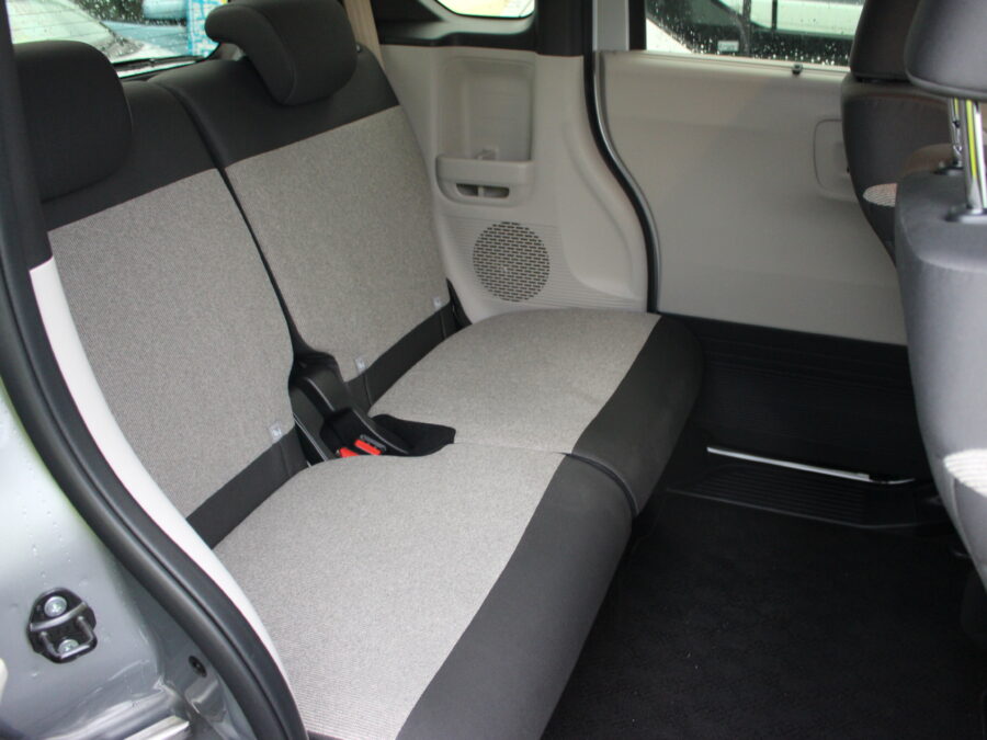 N-BOX　ベースグレード