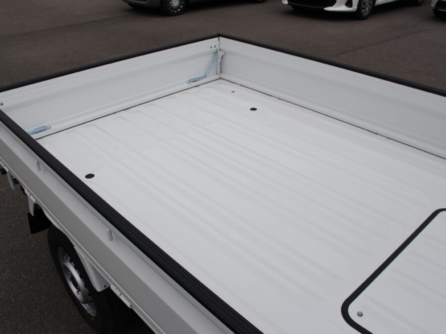 キャリイトラック　KC　エアコン・パワステ農繁　4AT　4WD