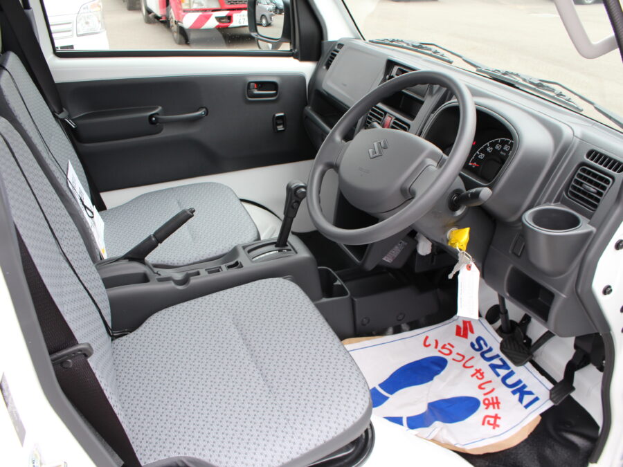 キャリイトラック　KC　エアコン・パワステ農繁　4AT　4WD