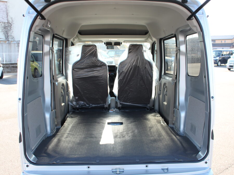 エブリィーバン　ＰＡリミテッド