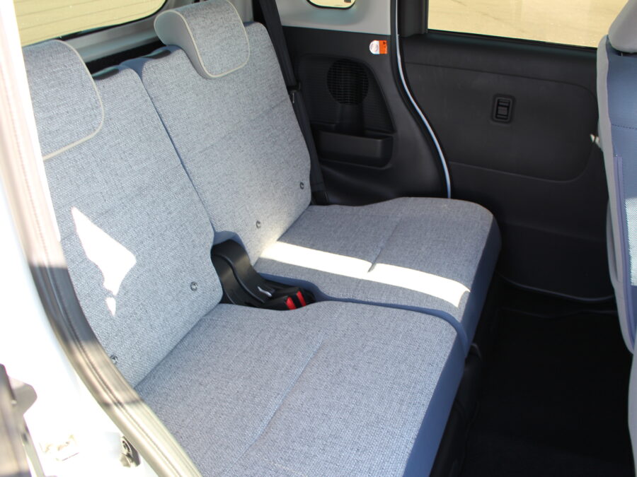 ムーヴキャンバス　ストライプスG