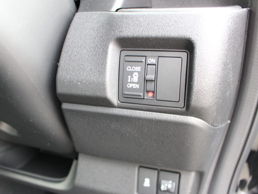 ﾎﾝﾀﾞ　NBOXｶｽﾀﾑ