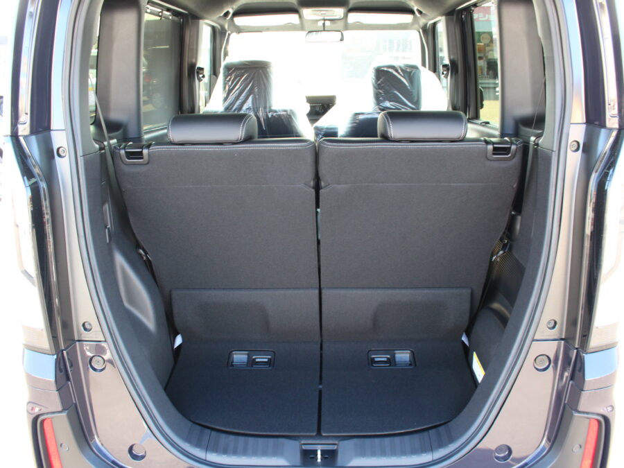 ＮＢＯＸ　カスタム　コーティネートスタイル