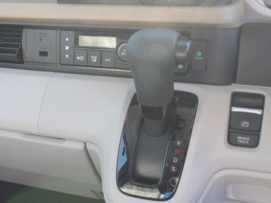 ＮＢＯＸ ベースグレード