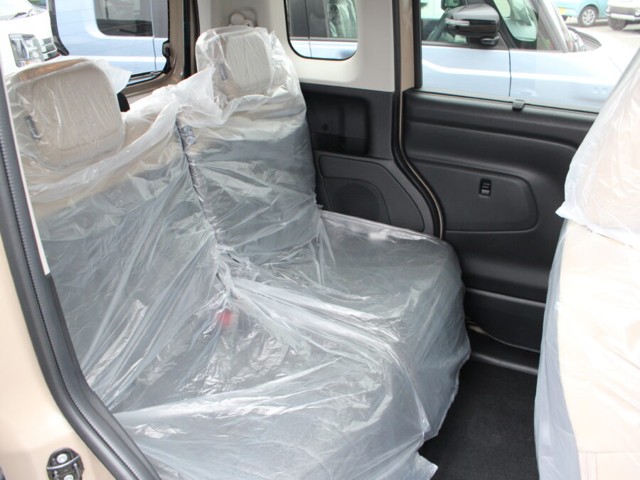 デリカミニ　Ｇプリミアム