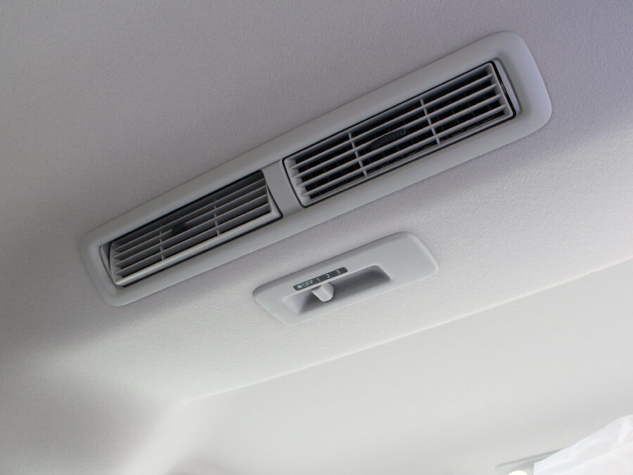 デリカミニ　Ｇプリミアム