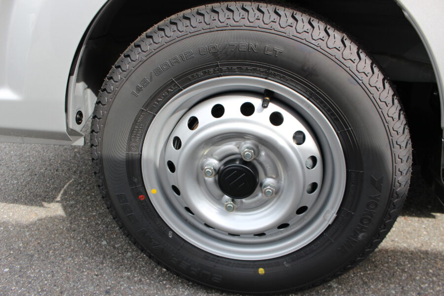 ｷｬﾘｨﾄﾗｯｸ　KC　4AT　2WD