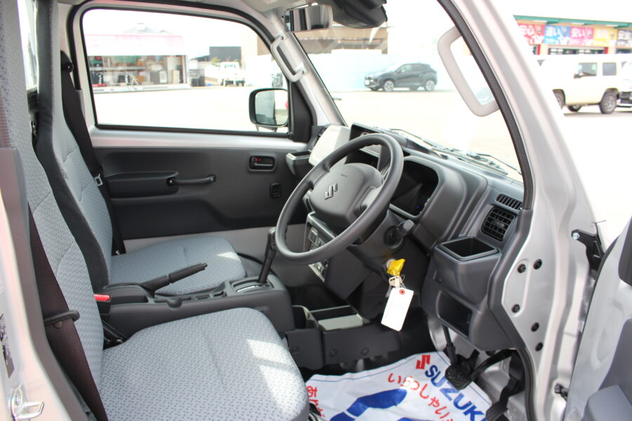 ｷｬﾘｨﾄﾗｯｸ　KC　4AT　2WD