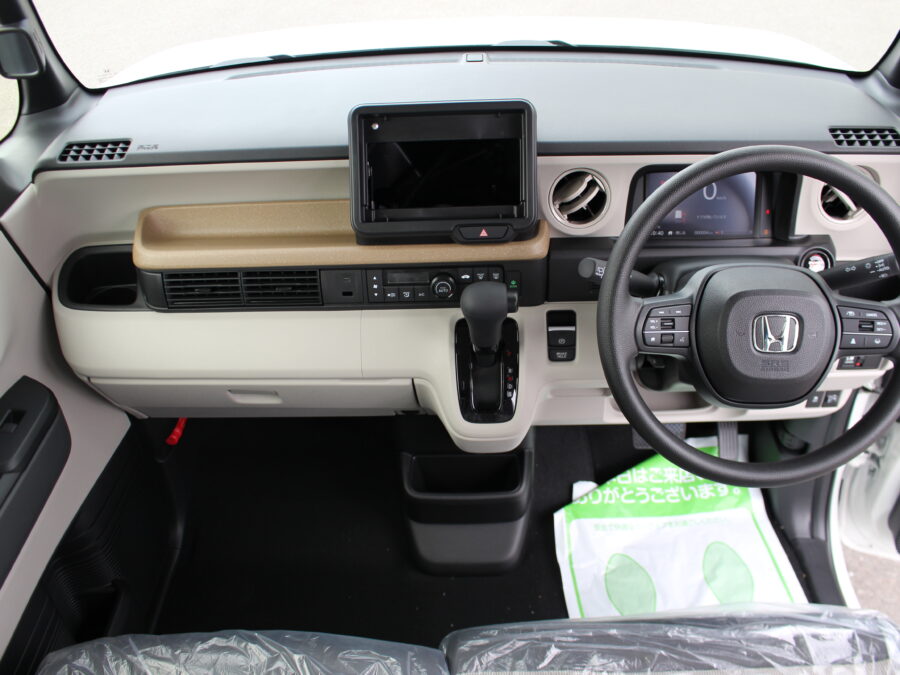 NBOX ベースグレード