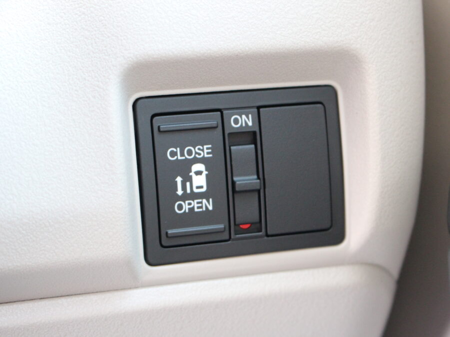 ＮＢＯＸ　ファッションスタイル