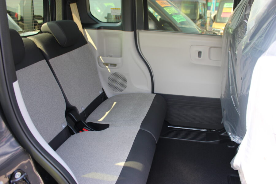 N-BOX　ベースグレード