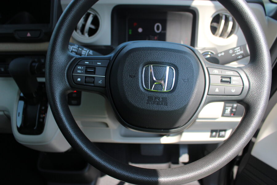 N-BOX　ベースグレード