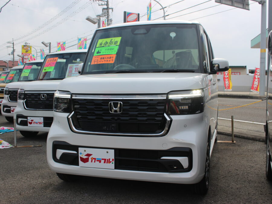 NBOXカスタム　ベースグレード