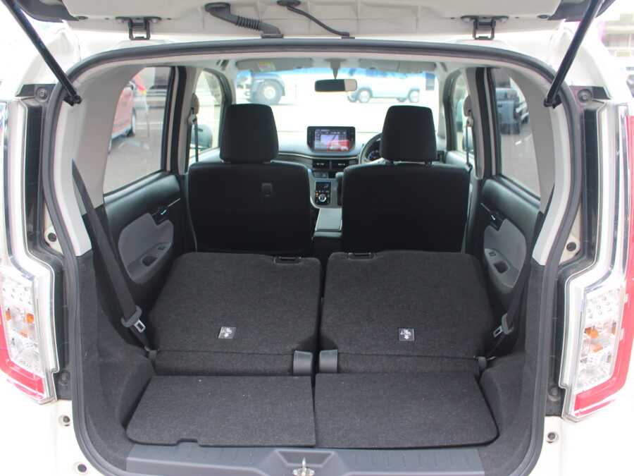 ムーヴカスタム　X