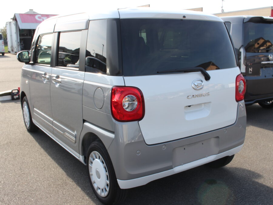 ムーヴキャンバス　ストライプスG　ナビ付き