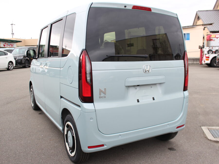 NBOXファッションスタイル