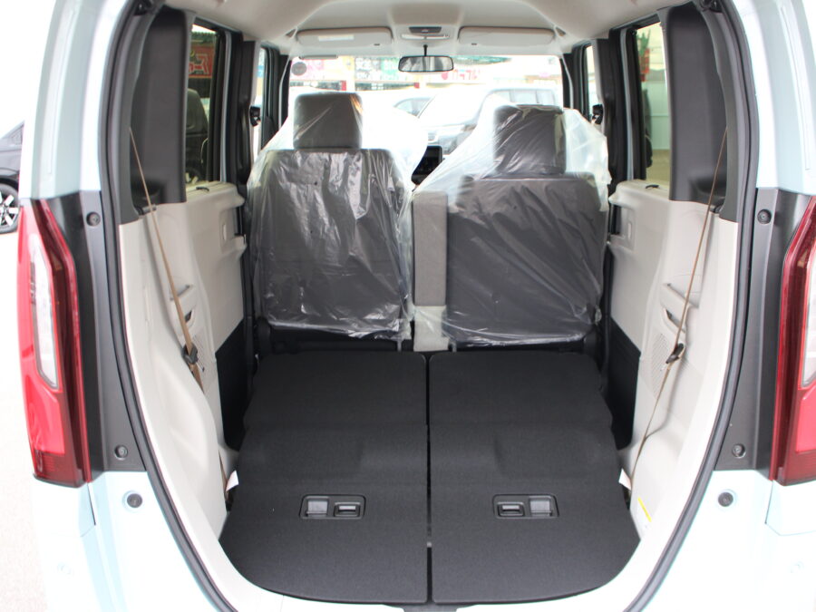 NBOXファッションスタイル