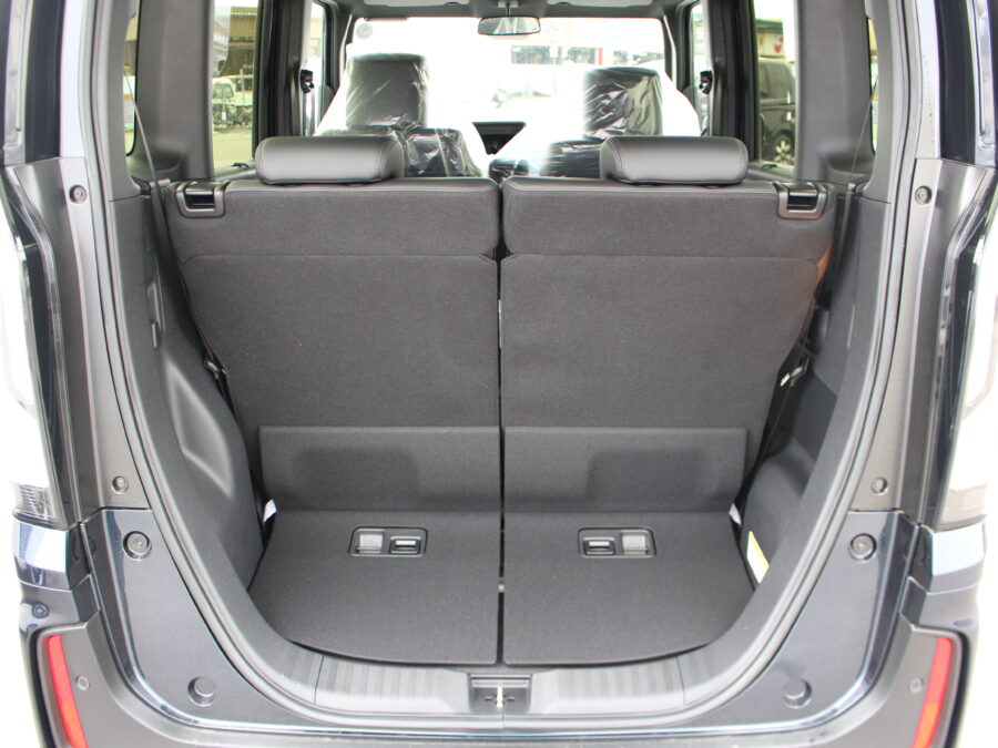 NBOXカスタム　ターボ