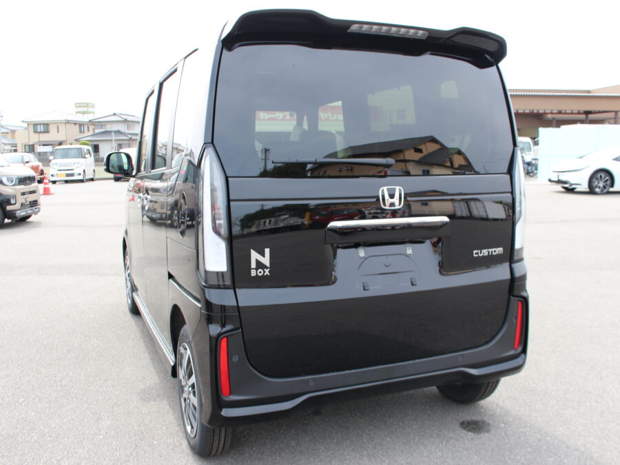 NBOX カスタム　ベースグレード